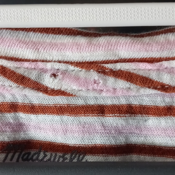 Striped tank top with pocket - Picture 3 of 7